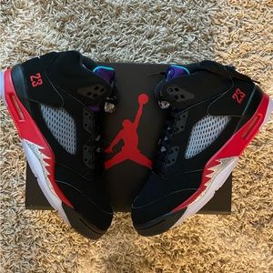 Jordan 5 Retro Top 5 men’s size 11